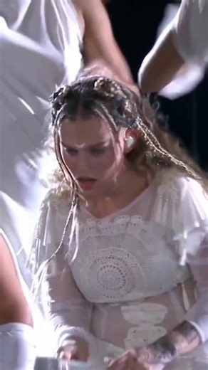 itselyanna (@itselyanna0) - Elyanna's Exciting Dance Tour in Hong Kong