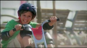 Razor Flash Rider 360 TV Spot