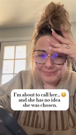 Tiffany Loe•HAIR EXTENSION EDUCATOR• | She has no idea she was chosen… and making this call had me shaking. ☎️✨ This is what Monday Blessings is all about. This isn’t just hair.... | Instagram