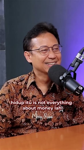 An Official's Child, Taking Public Transportation?! How Mr. BGS Teaches Children About Life