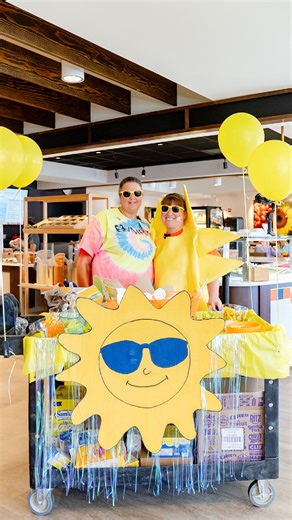 Bringing a little sunshine to our amazing VMRC team. ☀️ Amanda and Rosie from the RARE Committee want to say a huge THANK YOU to all our amazing employees for everything you do! 💛✨ #VMRC #CommunityofCare #EmployeeAppreciation | VMRC