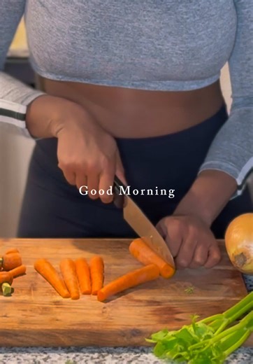 We got Panera Bread at Home #chickenwildricesoup #wintersoup #cozyathome #cookingonhigh