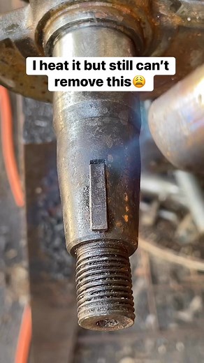 304K views · 787 reactions | I heat it but still can’t remove #videoviralシ #TrendingNowUSA #fbreelsvideo #millionviewsreels #trendingreelsvideo #bossawin #viralvideochallenge #2025goals #mechanicalengineering #mechanic | Boss Awin | Facebook