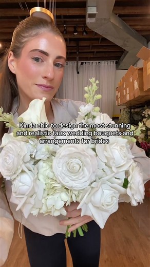 Stunning Faux Wedding Florals for 2026 & 2027 Brides #WeddingPlanning #Engaged