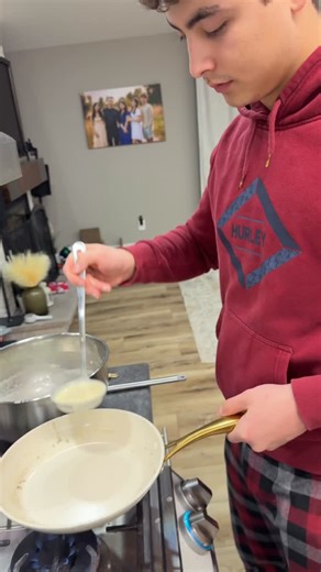 Mavjuda Saydazamova | Qanoatshoh blinchik qilyapti kurilar 👍Haqiqiy talant man sizga aytsam! #foodblogger #uzbekblogger #uzbekamerican #instafood #instablogger | Instagram