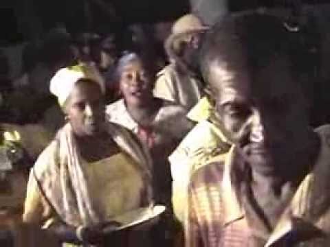 FABIASSE- Laraque HAITI 2014 cérémmonie vaudou chez maitre WILLIO CHARLES ONGAN LAFRIK GINEN