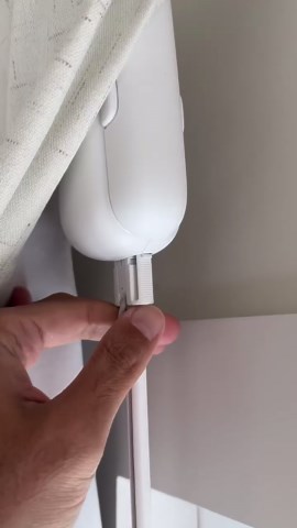 AMAZON - How they control curtains