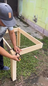 Make a simple dining table #woodworking #holzbearbeitung #diyideen | Aribhugis Daeng
