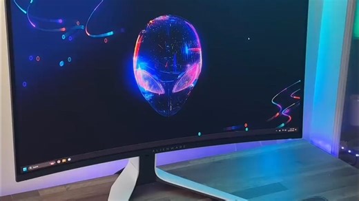 外星人(Alienware)AW3225QF 31.5英寸电竞高刷电脑显示器4K 240Hz