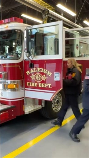 Raleigh Squad 14 Responding to a Working Fire