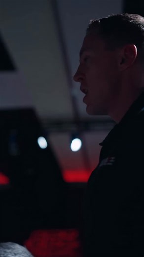 If you can’t let go and decentralize command, you stunt your own growth as a leader. #leadership #muster023 #extremeownership | Echelon Front