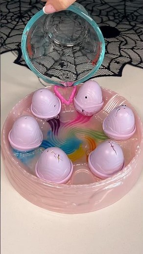 Hatching rainbow eggs! Unboxing and reviewing the hatchimals alive rainbow hatchery!