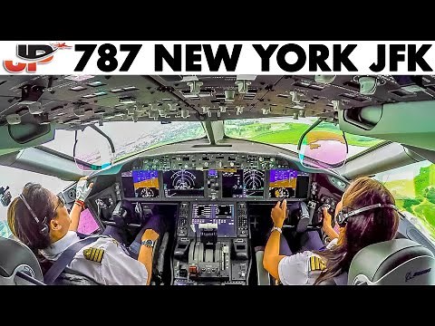 Boeing 787 landing & takeoff at New York JFK Airport | Royal Air Maroc Dreamliner