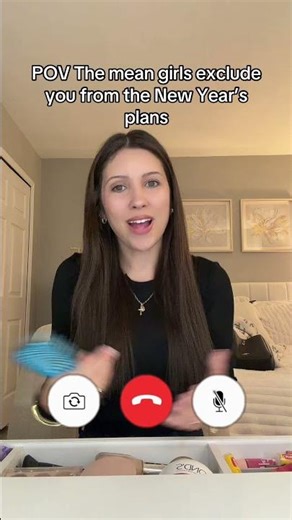 The mean girls exclude you from the New Year’s plans