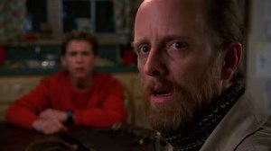 971K views · 18K reactions | Tratar de amenazar a Lois es el peor error de cualquiera.  Malcolm el de en Medio, lunes a jueves a las 7:30 p.m. por Azteca 7. ✨ | Azteca 7 | Facebook