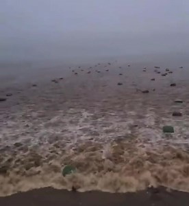 18K views · 307 reactions | Fodder washed away in floods in Scotland with a lot of bales flowing in the floodwaters! Sadly forecast of floods for Scotland was accurate, some awful scenes being shared now. While we have to mitigate we also have to spend a lot more on adaptation and we need the flood warning system up and running here in Ireland! Could easily happen here. Video by Niall Shaw | Carlow Weather | Facebook