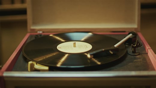 Spinning Vinyl Record - Free Stock Video