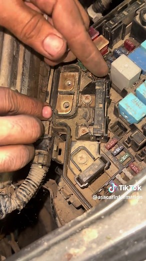 Essential Tips for Cleaning Your Fuse Box