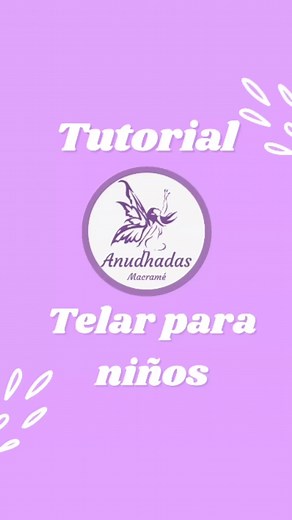 Tutorial telar para niños . . . #anudhadas #tejido #tejedoras #talleres #tutorial #tutorialtejido #tributejedora #telar #telarparaniños #telarcasero #actividadesparaniños #tejedorasargentinas #vacaciones #vacacionesencasa #artesanal #reciclaje