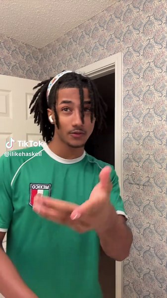 haskell (@ilikehaskell)’s videos with Needs - Verzache