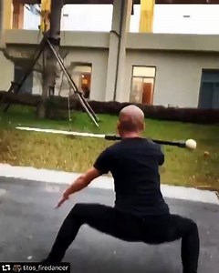 A graceful sword dance for you to chill out to on a Sunday! | Kung-fu Kingdom