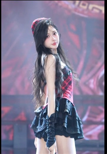 @𝑺𝒂𝒓𝒂𝒉 xinh iuuuu #elm_iembeiu #skymoon🌖 #skymcn