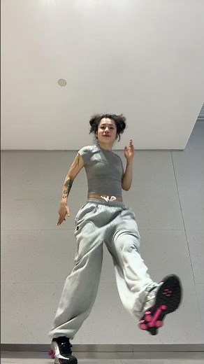 Two-BBNO$ | Left Right Go Dance Trend