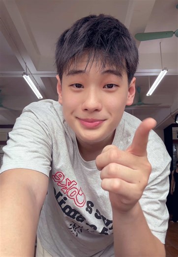 ai đưa e five bucks #cortis #fashion #fyp #giamcanth