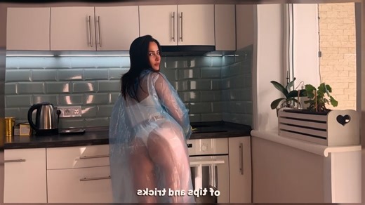 [4K] Blue Raincoat Cleaning Tutorial