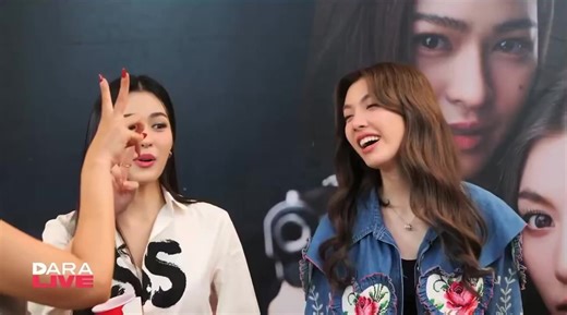 O: Yesterday, Ling drew a ✌🏻 for me. Ling recorded the audio first, so she wrote “Orm, fighting! ✌🏻” on the paper. P’May: Are you telling this story? Kate: Are you telling it… or showing off? #everyone #LingOrm #highlightseveryonefollowers #OnlyYouTheSeries | LingOrm Korea