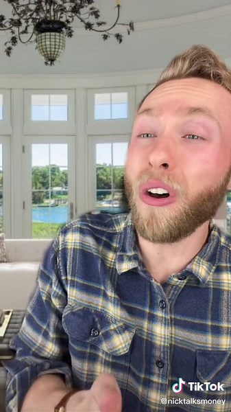 They should REALLY teach this stuff in school👏🧠 #personalfinance #credit #creditcard #moneytips IB @johnefinance