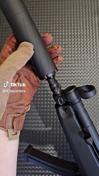 Exploring the MP5 Gelsoft Gun for Toy Shooting