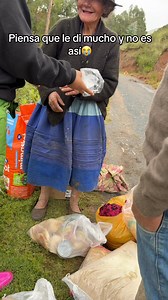 2.4K views · 130 reactions | Si ven a un ancian@ porfavor ayúdalo, ellos ya no tienen fuerzas para trabajar, a su edad deberían de estar disfrutando del poco tiempo que les queda.  | Los callejeritos sin hogar | Facebook