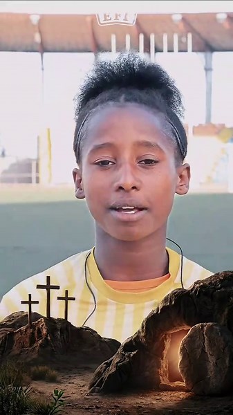 From the pitch to your homes! The Ethiopian U-17 & U-20 Women's National Teams wish you a blessed holiday. #Football #Ethiopia #DilLeEthiopia🇪🇹🇪🇹🇪🇹