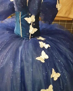 Robe cendrillon de la couleur de votre choix sur meusure contacter moi pour plus de renseignements. | Robe Candy Fedrizzi | Facebook