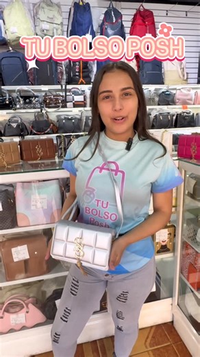 TU BOLSO Posh  on Instagram: "Tienda fisica en Caracas Somos importadores directos Con el mejor precio del mercado  Ventas al Mayor y Detal Al mayor mismo modelo a partir de 3 piezas，modelos variados a partir de 6 piezas."