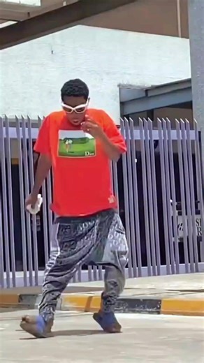 Discover Mara Beat Legwork Dance Moves