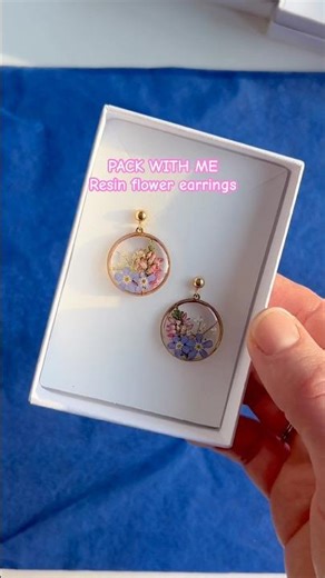 Pack with me: resin flower earrings - find how to make resin jewelry tutorials on my channel #diy
