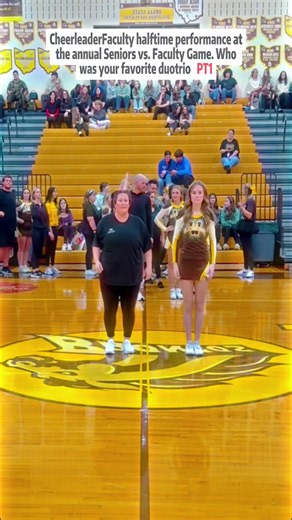 Cheerleader Faculty Halftime Performance Highlights