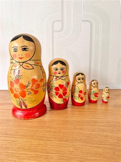 Set of 5 Vintage Nesting Babushka Matryoshka Russian Dolls - Etsy