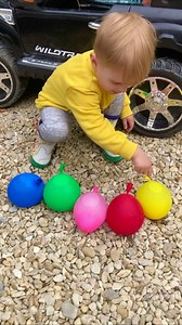 592K views · 541 reactions | Learning colors with Balloons  #baby #2yearsold #learning #colors #colours #balloons #fun #cute #babyboy #busy #busy #spring #playtime #adorable #activity #activities #adorable #fun #funny #funnyvideos #activitate #bebelus #dragalas #amuzant #kid #child #copil #best #bestoftheday #balon | ViațacuNoah LifewithNoah | Facebook