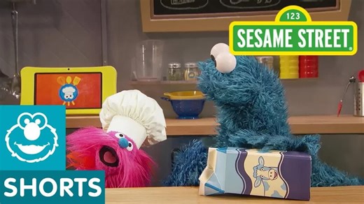 芝麻街儿童英文动画|Sesame Street Fruit Smoothies with Milk Cookie Monster's Foodie Truck