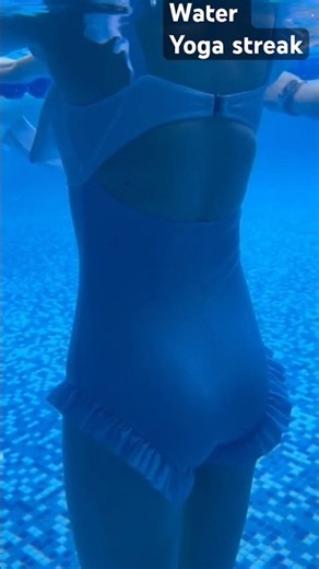 Yoga in Water | Girl Performing Yoga | Relaxing Water Yoga Workout