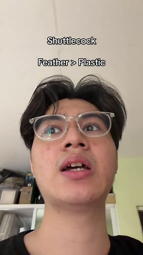 Shuttlecock: Feather vs. Plastic Comparison