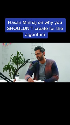 Here’s a really dope, insightful discussion on Algorithmic vs. IRL (In Real Life) feedback and how it impacts YOU as a creator (by @Hasan Minhaj on @Colin and Samir) When you produce for the algorithm, you’re creating for people on the ends of the audience curve, “that hijack the conversation”. But when you seek balanced feedback, by interacting IRL with members of your target audience, you’re able to drown out the NOISE and focus on the audience group that matters most. #marketing4creators #alg