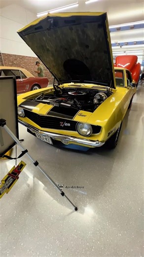 Chevy Camaro 69 z28. #classic #carshow #chevycamaro #classiccars #chevyclassic #classiccarlovers