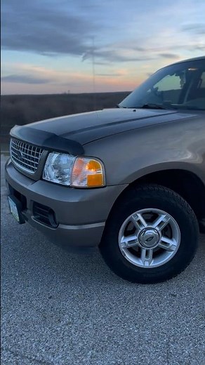 You broke my heart #cartok #fordexplorer #prerunner #bubbatruck #trucks