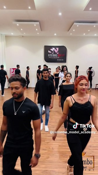ශ්‍රී ලංකාවේ ප්‍රථම වතාවට Modeling මාලකය