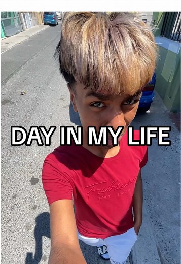 CANT WAIT TO GLOW UP WITH @lifemaxxapp . FIRST HAVE TO SET MY MOST IMPORTANT PRIORITIES FIRST. STUDYING IS ALWAYS PART OF MY ROUTINE! #glowingup #hair #edgar #dayinalife #hairhealth