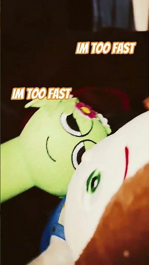 hum hum hi! #music #dance #cat #funnyimages #funny #funnymemes #cute